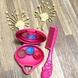 Angel face Barbie vintage doll makeup and travel comb 80s Barbie accessories